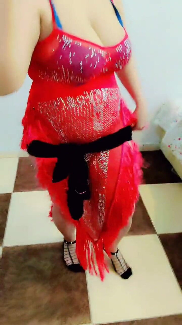 Six my and wife: 아랍 벨리 댄스