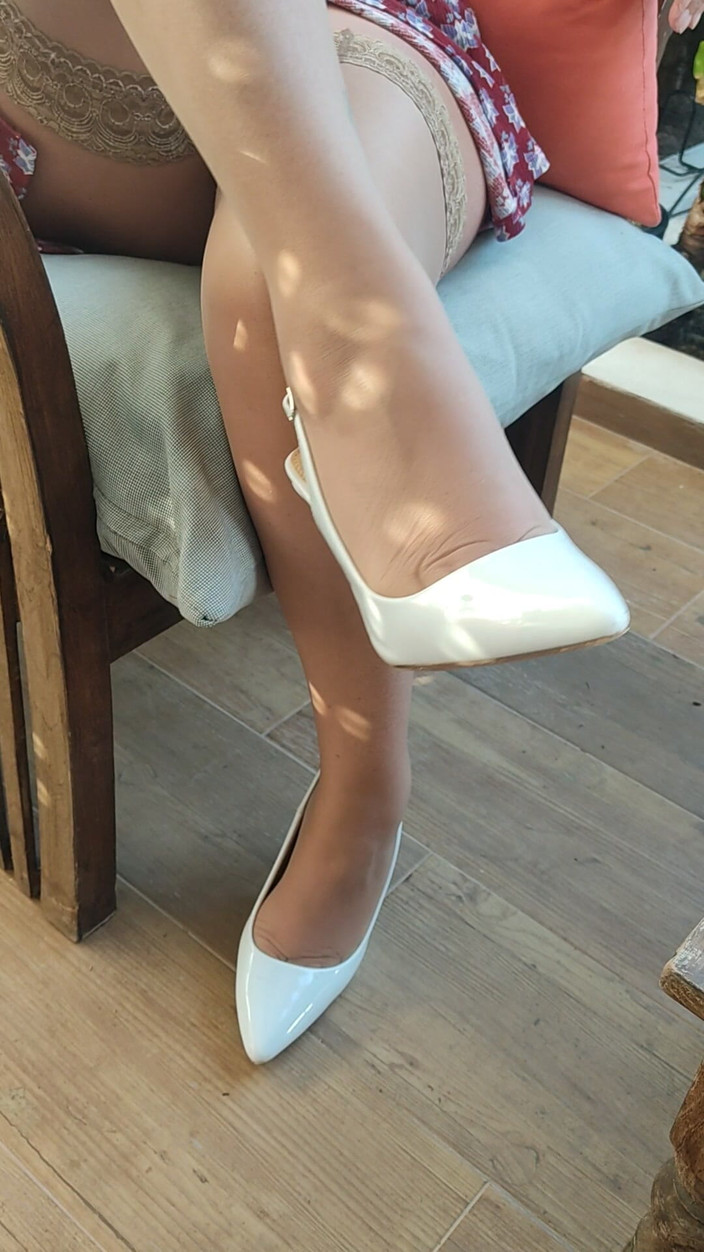 corynanylon: Hold up silonky na židli