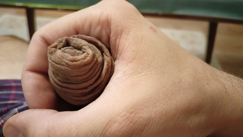 ArchiRusik: Prepúcio prepúcio pau sem cortes!