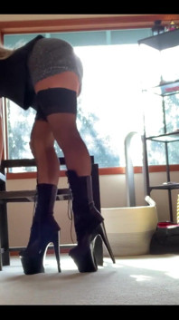 I Got a New Light so My Video Quality Is Awesome Now! I Loved Making This Video...i Seduce My Subordinate at Work, Only to Have