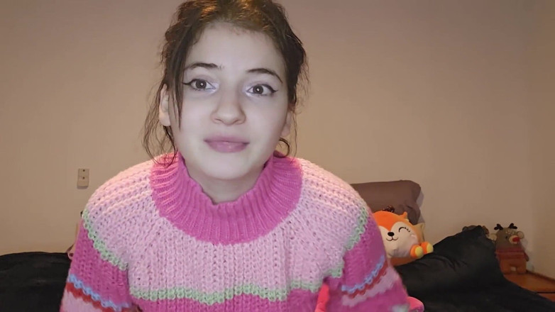 Emma Fiore: Mencapai 100k dan Saya Merayakannya Bersamamu - Emma Fiore
