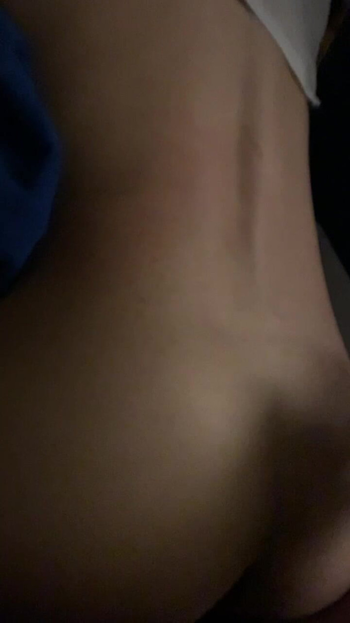 Indo Girl: Fucking in the Pussy of a Beautiful Hijab Girl