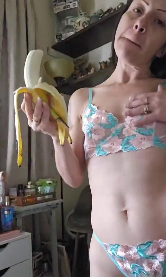 Raven Willow: 你准备好屈服于你最深切的渴望吗？