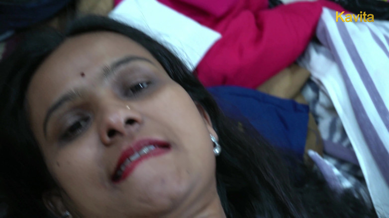 Kavita _zawazawi: Desi Indian Kavita Close up Creampie Fuck with Shaved Pussy...