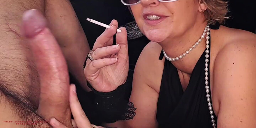 Karina S Palacios - Fredo Sebastieno Palacios: Fantastyczne obciąganie Ciężko ssie -- spust w ustach - Połykanie spermy - kamera...