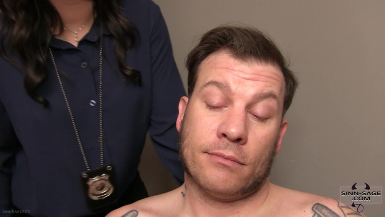 Sinn Sage: Interrogation Ejaculation Featuring Sinn Sage, Drake Man O'war