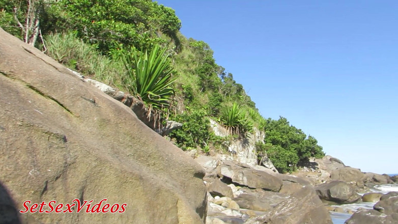 SetSexVideos: Blondeliberal đã đi cùng người bạn carioca Rafil của cô ấy trên bãi...