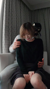 Magazine Cover Colossal Breasts G-cup Gravure Idol Completely Personal Gonzo Video Taken in Top Secret