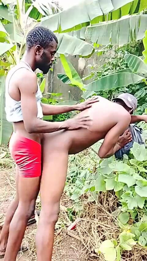 Porchey: 12 inçlik yarakla kaltak götünü sik