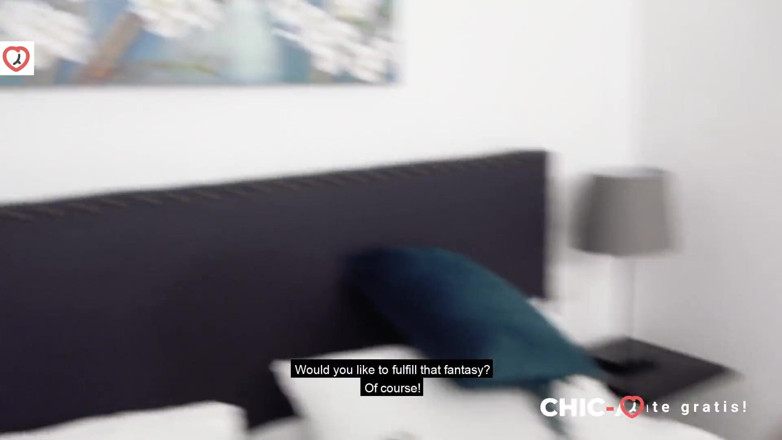 Chic Ass: 三人行:西班牙男人与他的妻子乱搞青少年!Chic-屁股