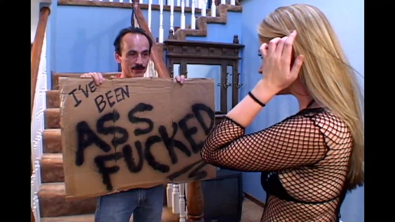 Still Slut: Blonďatá mladá nadržená je ošukaná starcem s velkým ptákem