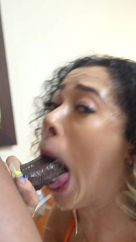 Bata nessa buceta: Kalani Luana