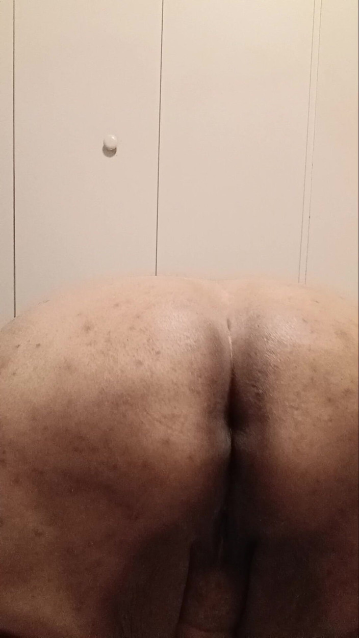 Jessica pigslut: 为你摇晃我的屁股！