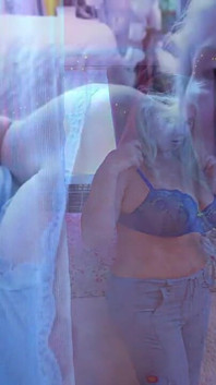 Lose Yourself in Stepmom's Kiss