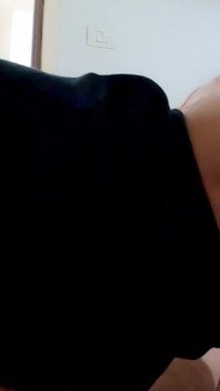Tante bahenol dengan gaun balaclava dientot habis-habisan sama kontol besar sampai matanya merem melek