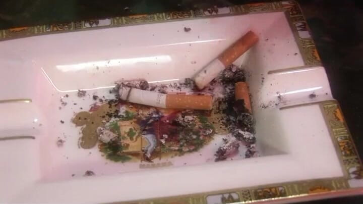 CBD Media: Büyük götlü büyük memeli esmer evli kadın özel bir dedektifle ilişki...