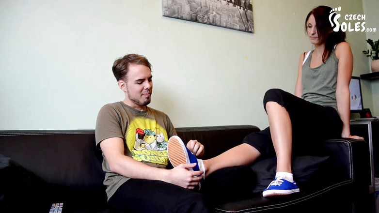 Czech Soles - foot fetish content: Hình phạt chị kế trung bình