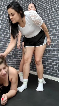 Awek lesbian melampau bergaduh