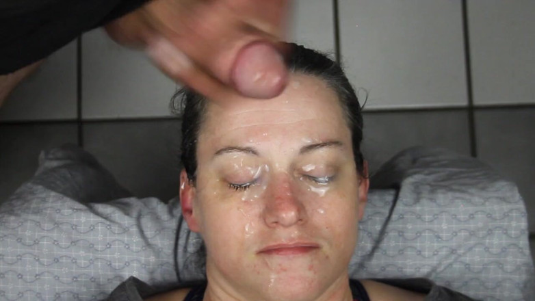 Dirty Dees: Dirty Dee in Another Situation with Loads on Her Face