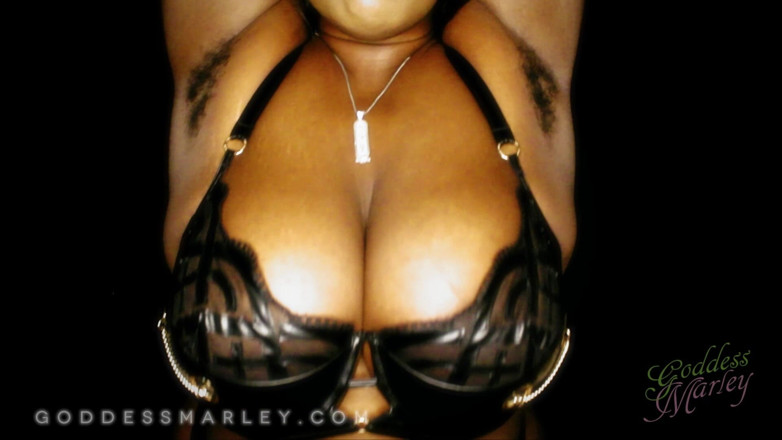 Goddess Marley: Thick and Hairy Armpits!