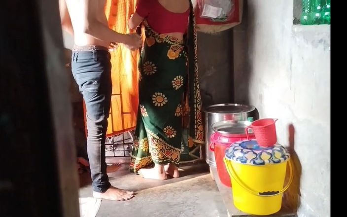 Fantacy cutting: 印度农村病毒视频，家庭主妇与邻居性交