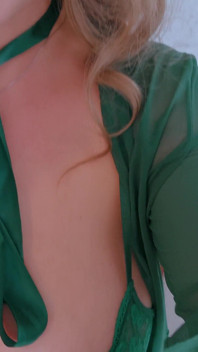 Sexy milf recebe gozada interna Oh, essas coxas grossas!