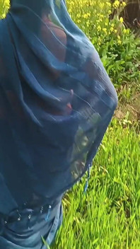 Sexy moglie all'aperto fattoria video anale desi bhabhi