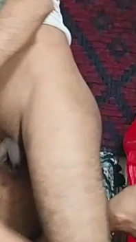 La moglie ha una relazione con l'amico del marito parte 2