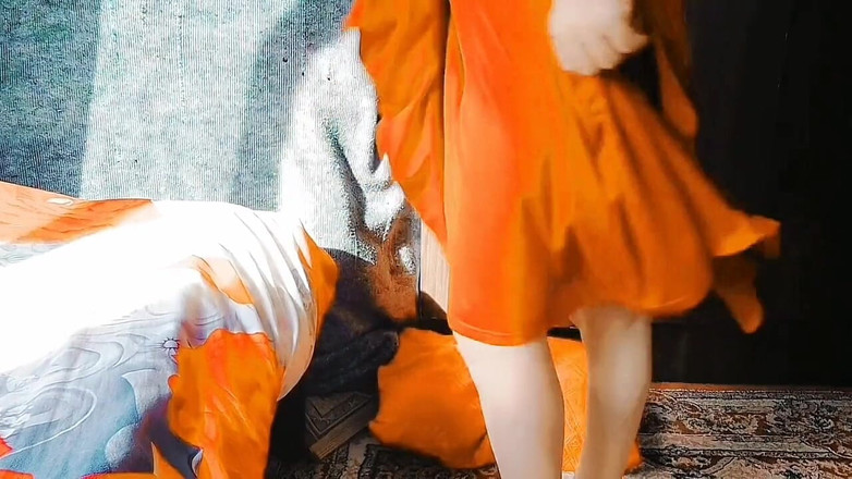 Kitty_Cross: Sborrata bollente ladyboy masturbandosi senza mano un grande flusso di...