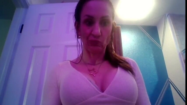 Zoey Portland: Awek miang menggesel pepeknya apabila lelaki tidak kelihatan