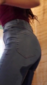 Userwish Piss in Jeans