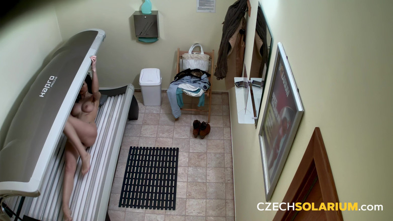 Czech Solarium: Czech Solarium 42: Young Brunette Shows off Everything in the Solarium