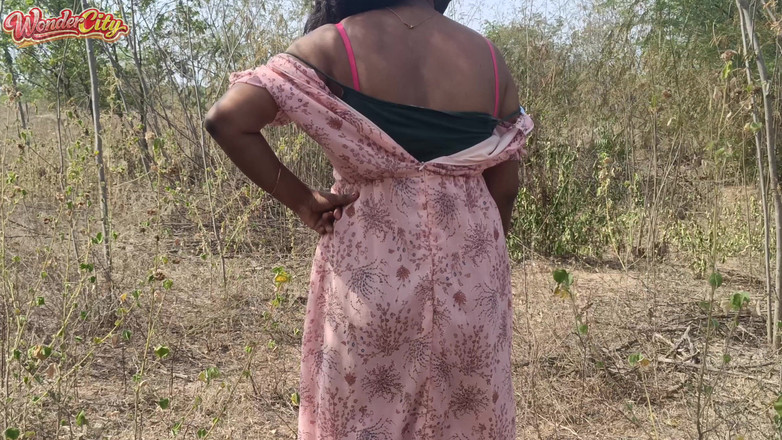 Pushpa studio: Horká mléčná prsa ve venkovní džungli