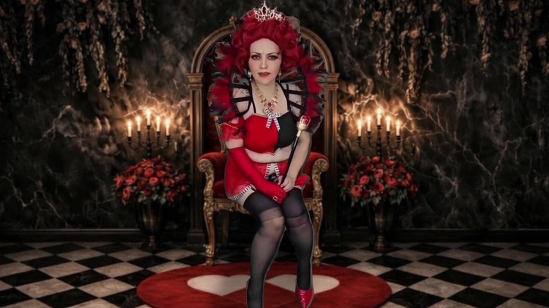 SapphireStyle90: Gehoorzaam je koningin-fetisj-editie