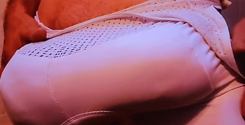 Monster_Meat_: Lycra sporgente in attrezzatura da ciclismo