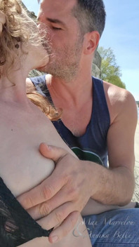 Risky Public Outdoor Make Out in France (very Hot)