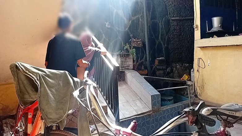 Famly sex: Abang tirinya sangat teruja