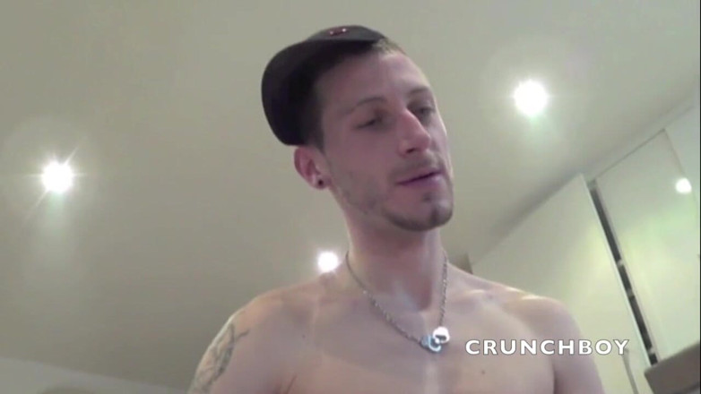 Sneaker gay: Sneaker submission on the sofa with scally boys