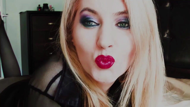Goddess Celine: Dominazione dei collant