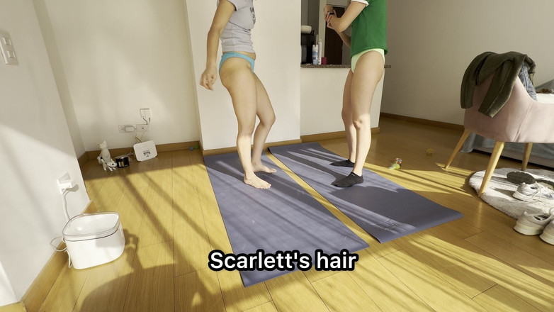 scarlettandc: Dua gadis bergulat di pesta seks wanita dengan sangat baik