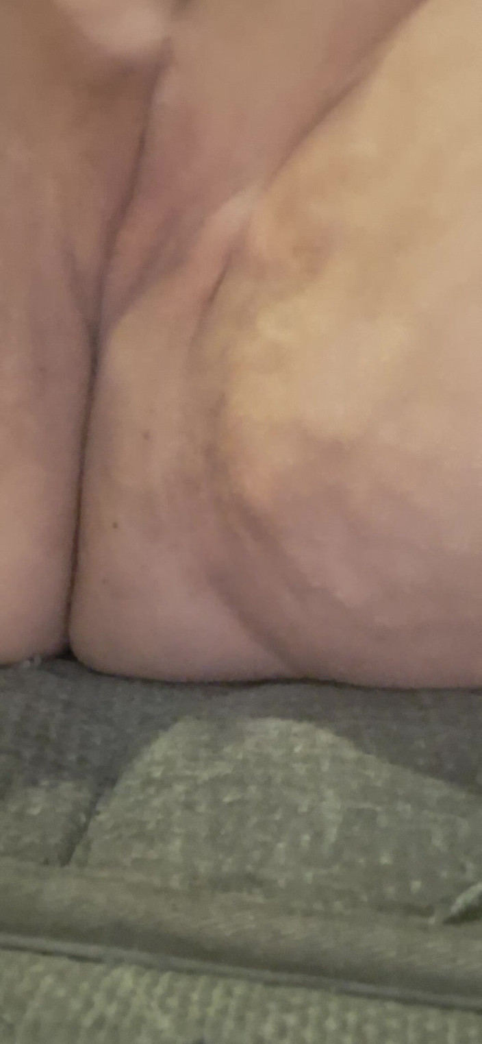 MAGLIGHTGIRL69: Pocieranie łechtaczki, aż spuszczę