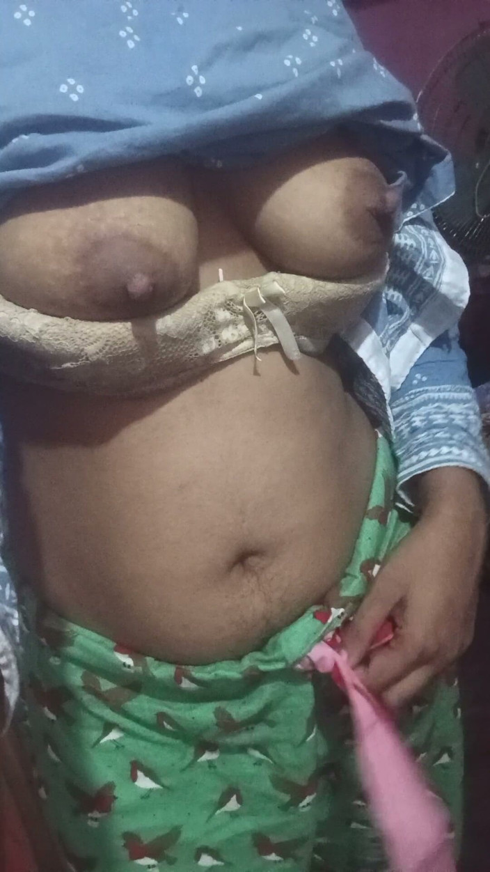 Naughty_Sana: Vingeren in hete kut virale virale borsten