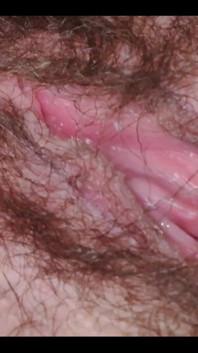 On termine l’année assis sur ton visage ?