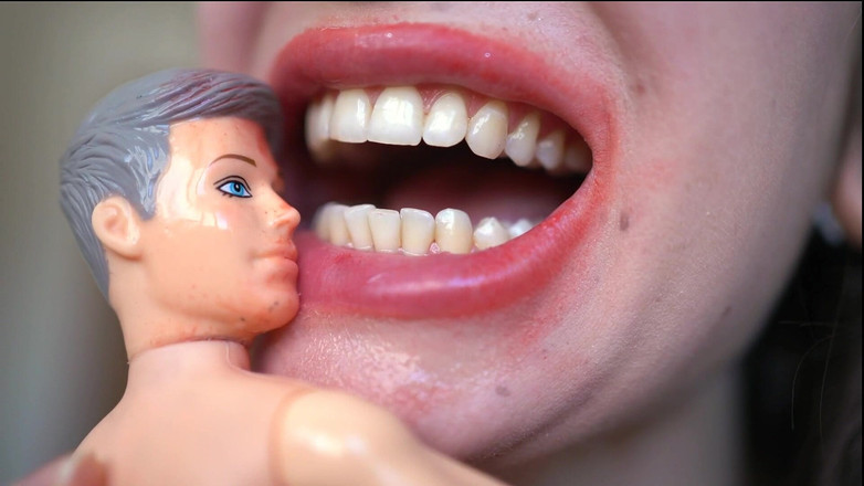 Rarible Diamond: Gentle Giantess Big Kiss 2
