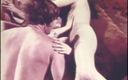 Vintage megastore: Grosse orgie dans un film porno vintage