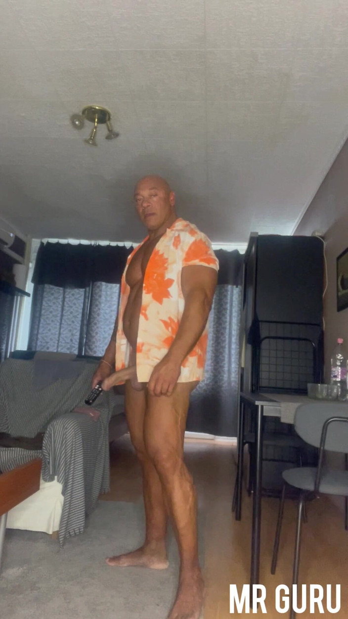 Mr. Guru: Mr Guru. as Your Wish, I Jerked off with My...