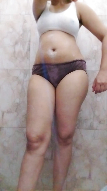 Riyathakur: Seorang awek dikongkek teman lelakinya