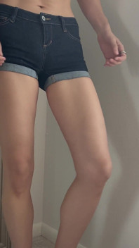 SFW ตู้เสื้อผ้า: กางเกงขาสั้น 31 ตัว