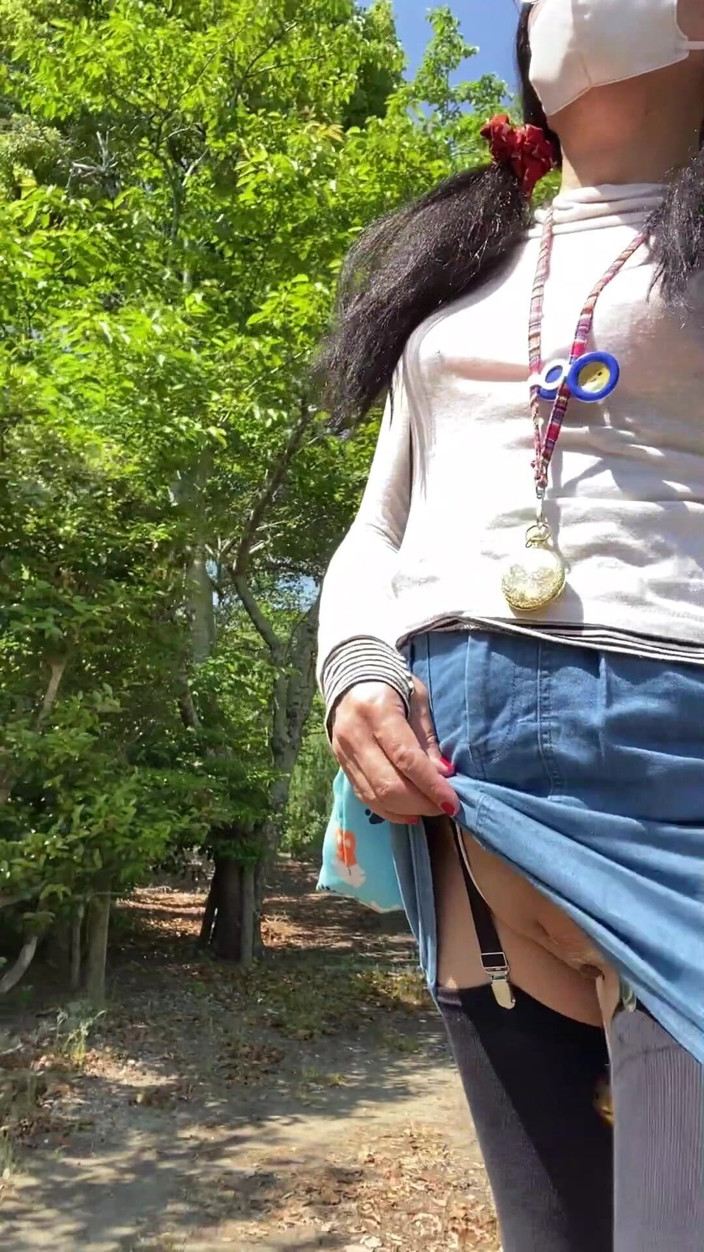 megu2002: No. 224 um Passeio Casual com um Pouco de Exposição