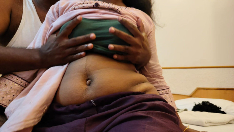 Apple baby: น้าสาวเพื่อนบ้านโครงสร้างที่น่าทึ่ง